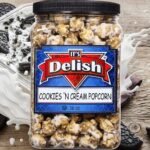 Cookies 'n Cream Popcorn by It's Delish, 16 Oz Jumbo Container - Image 3