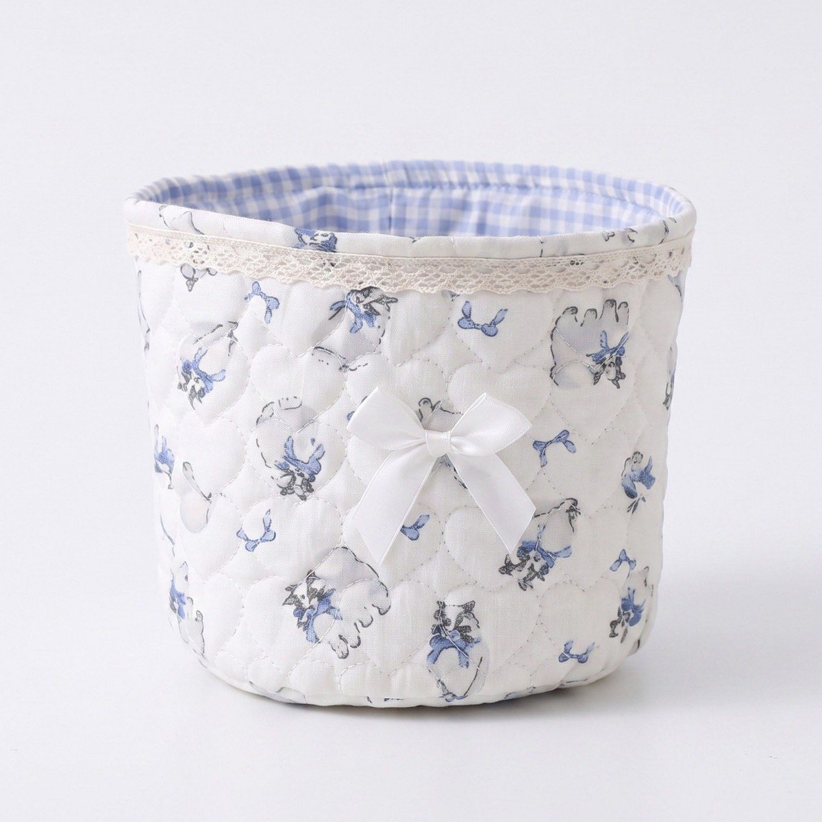 GUEST_5071f163-7101-46fc-be1b-3cf736e2b698.jpg Alilang Quilted Fabric Storage Basket with Lace Trim and Bow - White - Image 1