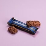 Barebells Nutrition Bars - Chocolate Dough - 4pk: 20g Protein, Chewy Texture, Ready to Eat - Image 4