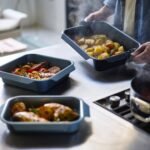 Joseph Joseph Nest Oven Set of 3 Stackable Nonstick roasting pans - Image 2