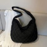 Women Large Capacity Quilted Tote Bag Winter Warm Lightweight Down Cotton Padded Plaid Shoulder Bags Underarm Bags Puffy Handbag