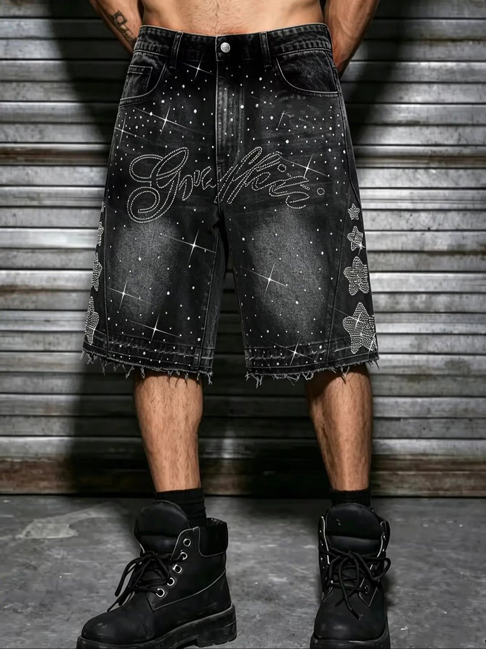 S597765de38cb4d958402ba583aa107acs.jpg Men's denim shorts, rhinestone non-stretch shorts with studs, summer 2026 new style, Y2K shorts, men's outfit - Image 1