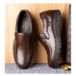 Summer New Men Leather Shoes soft soled Casual Flat Shoes Outdoor Walking shoes Comfort fashion soft leather shoes Loafers - Image 3