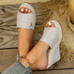 Summer 2026 Outdoor Fashionable Versatile Slope Heel Sandals New Arrival Comfortable Casual Slip-On Women's Shoes - Image 3