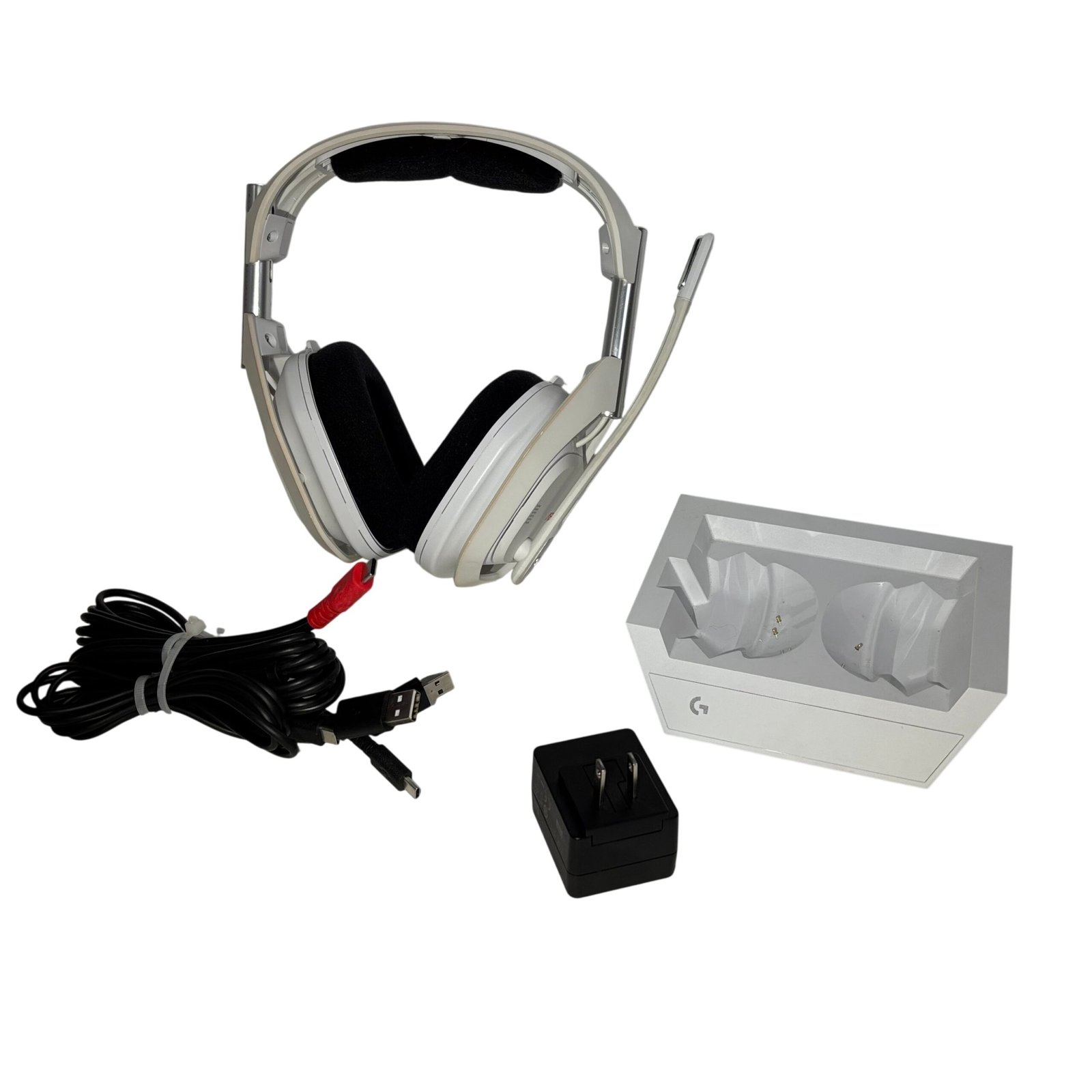 b4ae76a9-3a6c-4240-8aa9-f278d0bde312.jpg Logitech A50x Wireless 7.1 Surround Sound Gaming Headset - White - Image 1