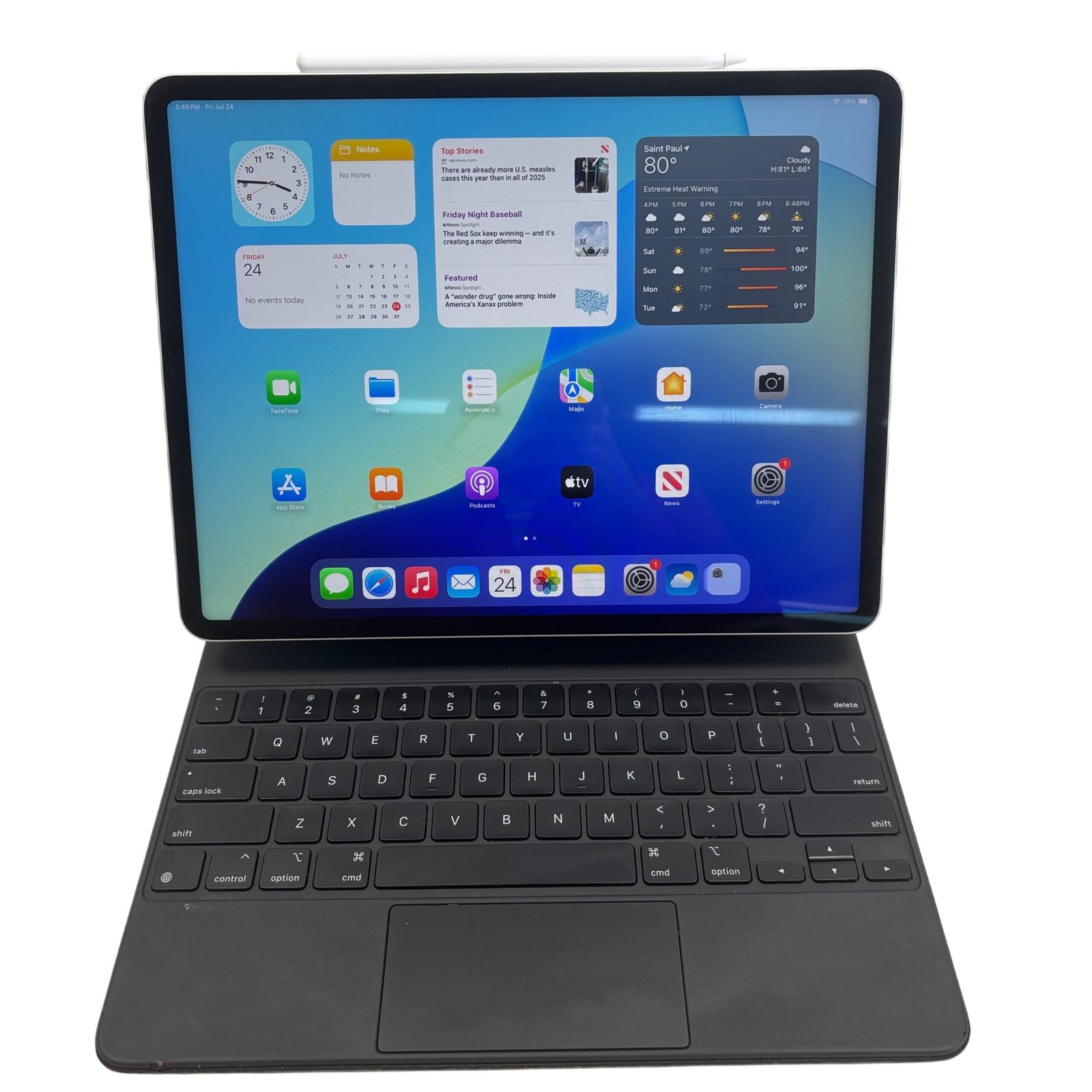 c456b6be-b8c8-43b3-9bb0-4a758372a8c5.jpg Apple iPad Pro (12.9-Inch) (6th Gen) MNXT3LL/A 256GB Wi-Fi Silver Tablet A2436 - Image 1