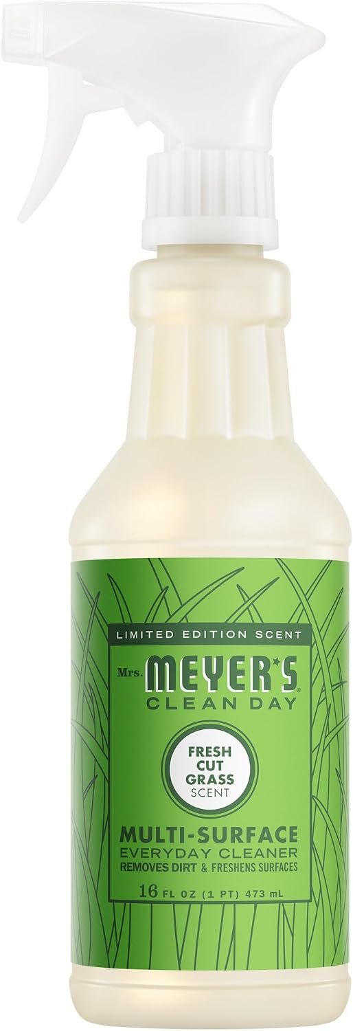 61p-dVkm6SL._AC_SL1500_ MRS. MEYER'S CLEAN DAY Multi-Surface Cleaner, Fresh Cut Grass, 16 fl oz - Image 1