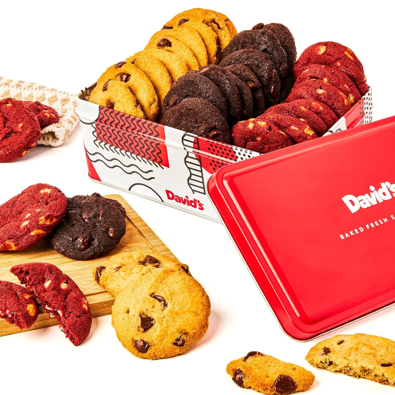 91J8ydcdbdL._SL1500_ David's Cookies Fresh-Baked Assorted Mini Cookie Gift Basket, 28 x 0.5oz - Image 1