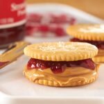 Ritz Crackers Original Crackers - Image 6