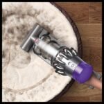 Dyson Cyclone Cordless Stick Vacuum V10 9.8" Cleaning Path Pet Hair Pick-Up Copper/Nickel - Image 6
