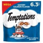 Temptations Classic Savory Seafood and Salmon Flavor Crunchy Cat Treats - 6.3oz