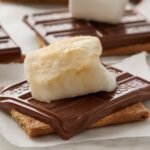 Hershey's Milk Chocolate Full Size Candy Bar - 1.55oz - Image 3
