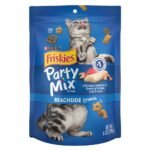 Purina Friskies Party Mix Beachside Crunch Crunchy with Chicken and Seafood Flavor Cat Treats