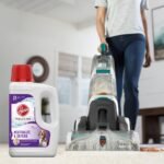 Hoover Paws & Claws 64 fl oz Deep Cleaning Carpet Cleaner Shampoo with Stainguard Solution for Pets - AH30925 - Image 3